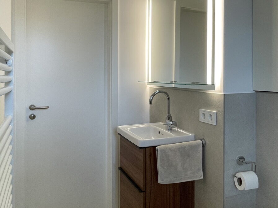 Duschbad - Waschtischanlage